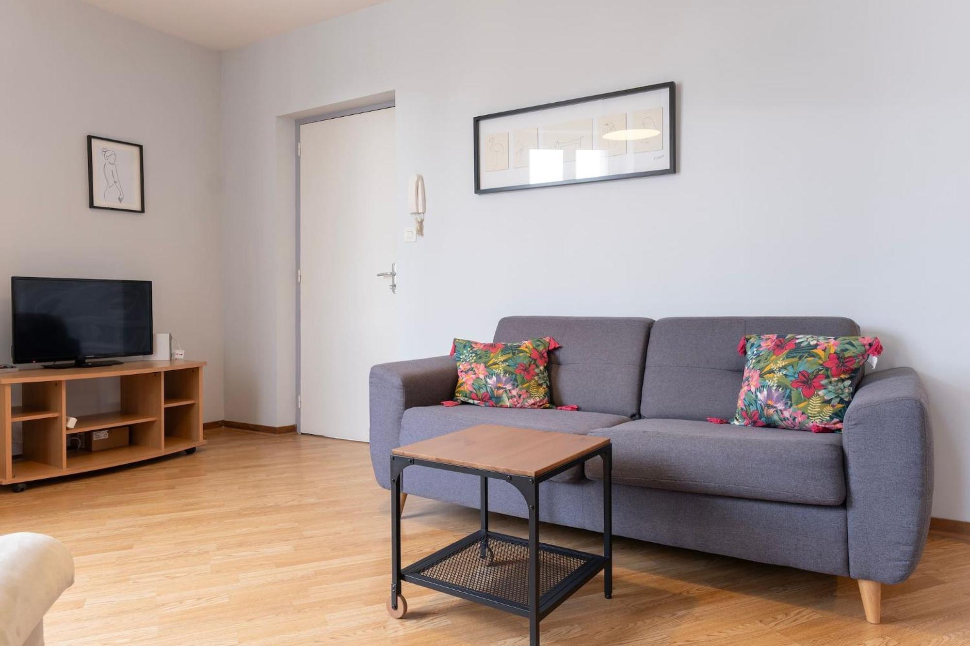 Grand Studio ✰ 35M² ✰ Centre ✰ 4Pers/2Lits ✰ Cuisine ✰ Wifi Канде Экстерьер фото